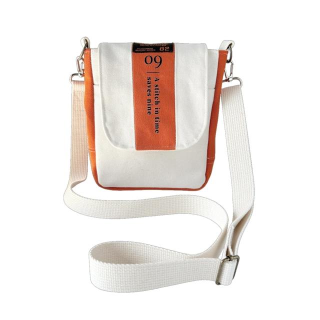 オレンジ＋生成り帆布のフラップポシェット | 3枚目